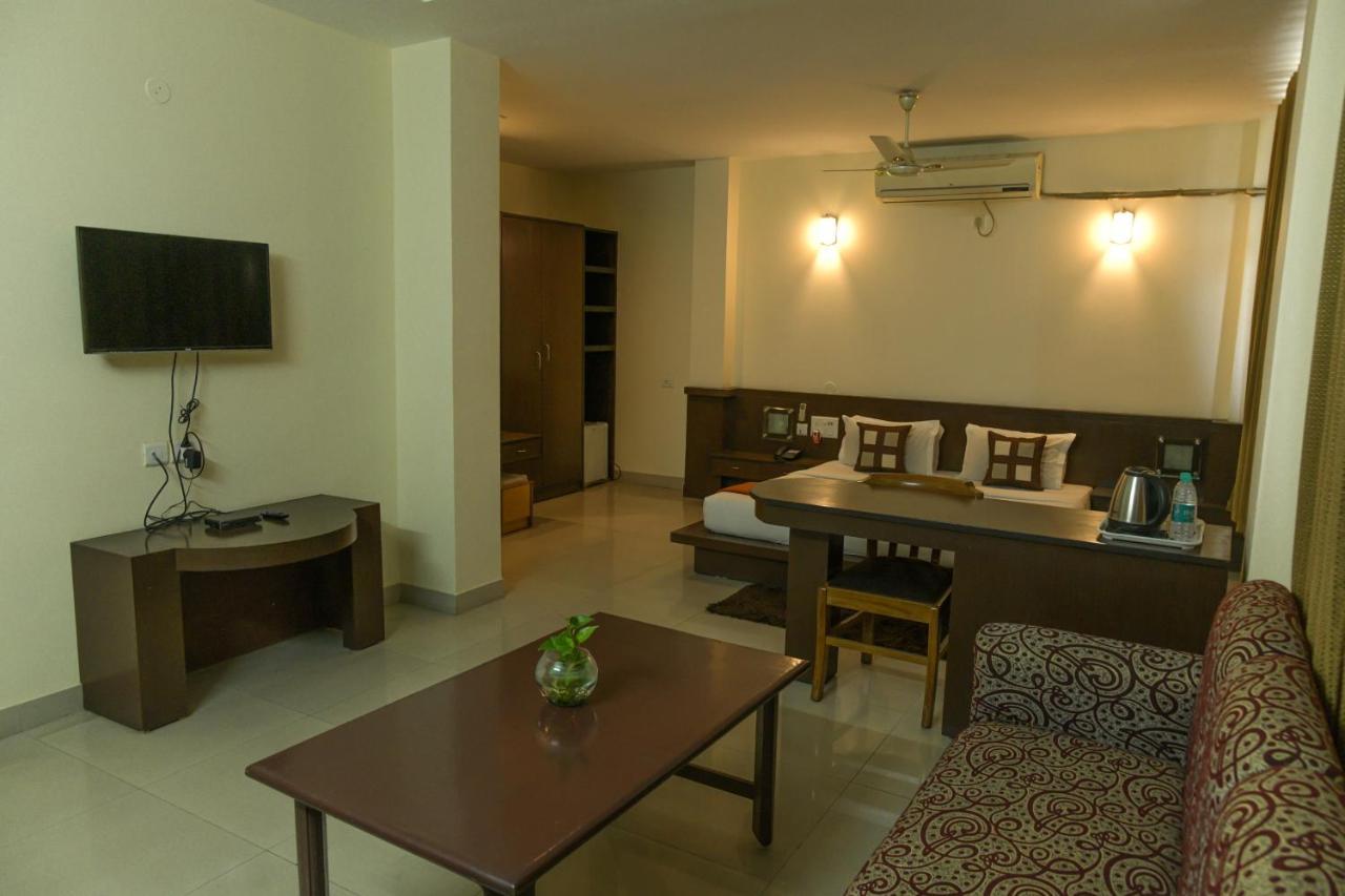 Hotel Earl Grey จอร์ฮัต ภายนอก รูปภาพ