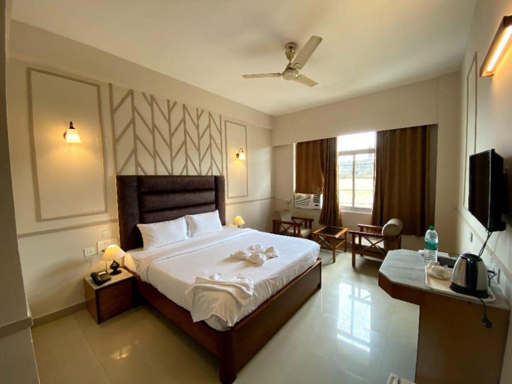 Hotel Earl Grey จอร์ฮัต ภายนอก รูปภาพ